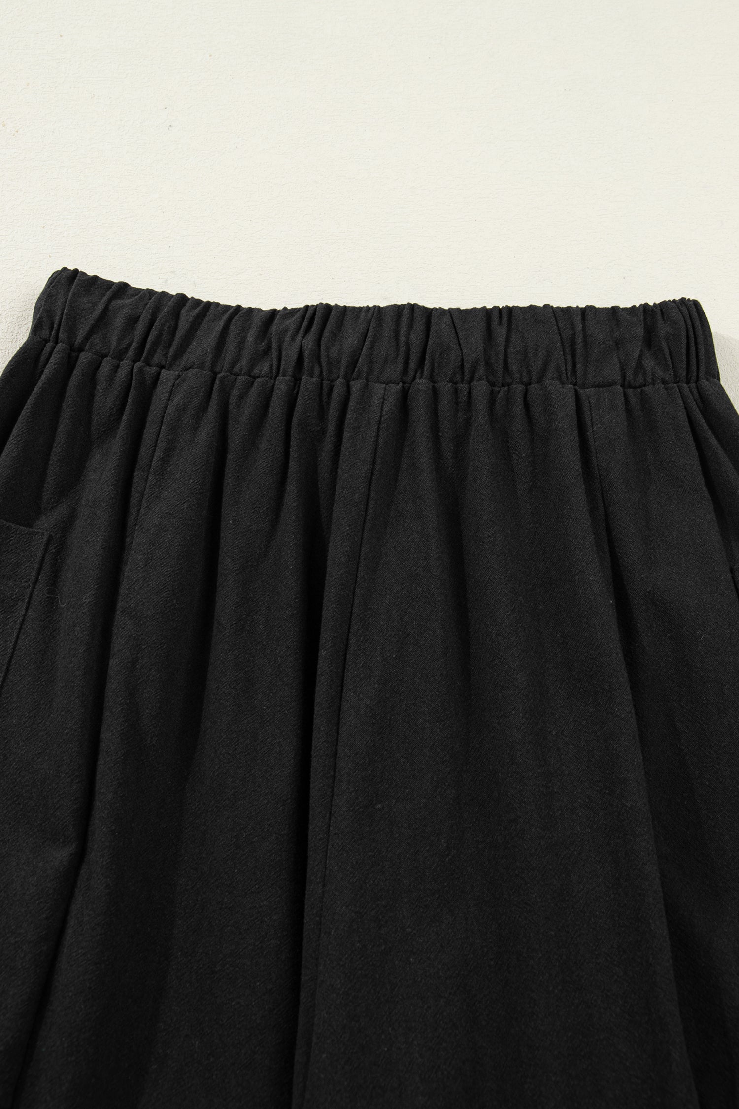 Black Drawstring Elastic Waist Patch Pocket Barrel Leg Casual Pants