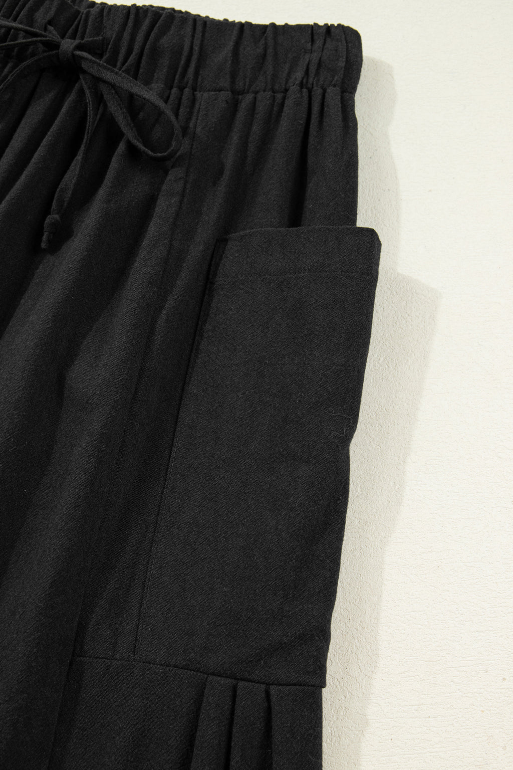 Black Drawstring Elastic Waist Patch Pocket Barrel Leg Casual Pants