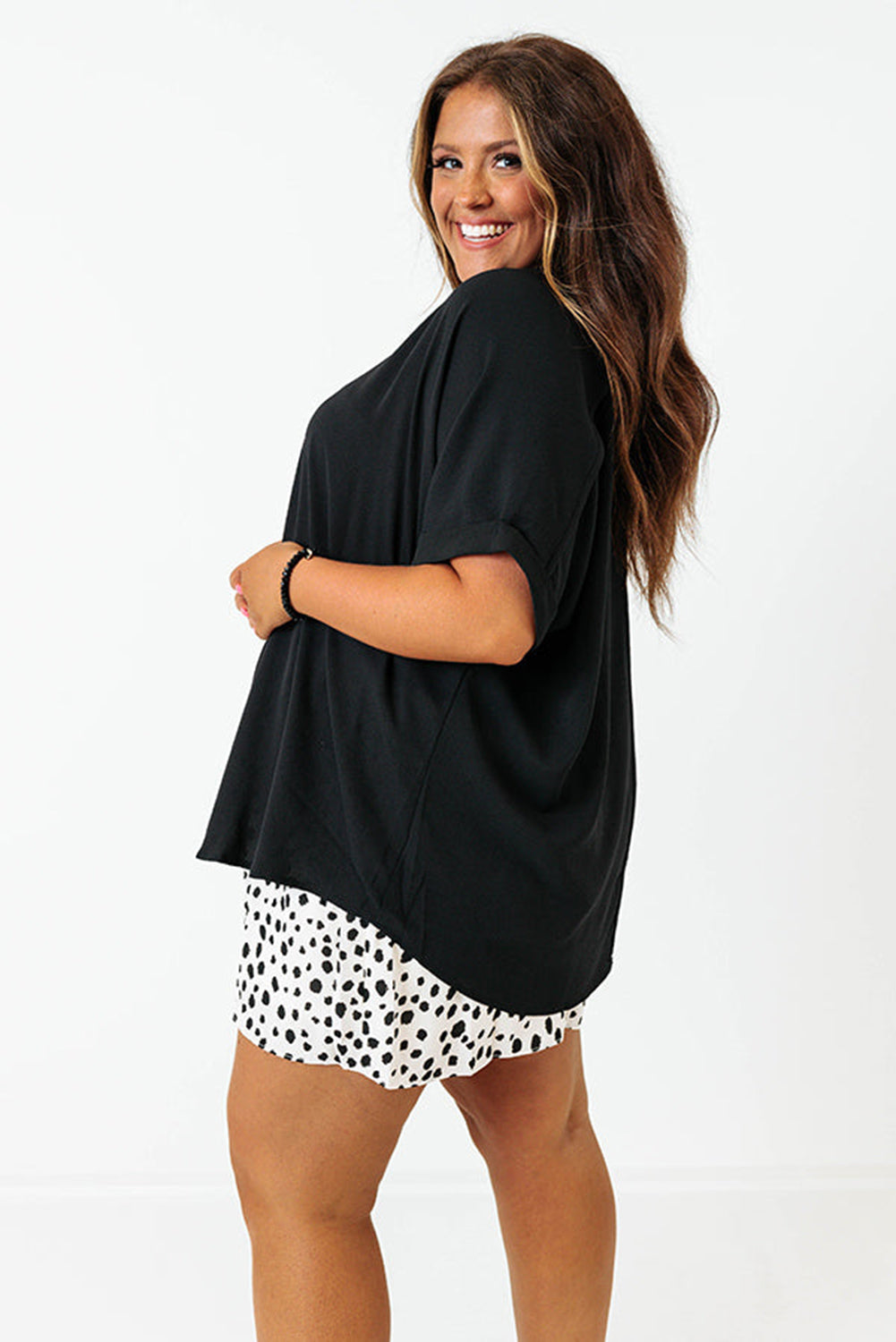 Black Seamed Back High Low Hem V Neck Cuffed Sleeve Plus Size Tee