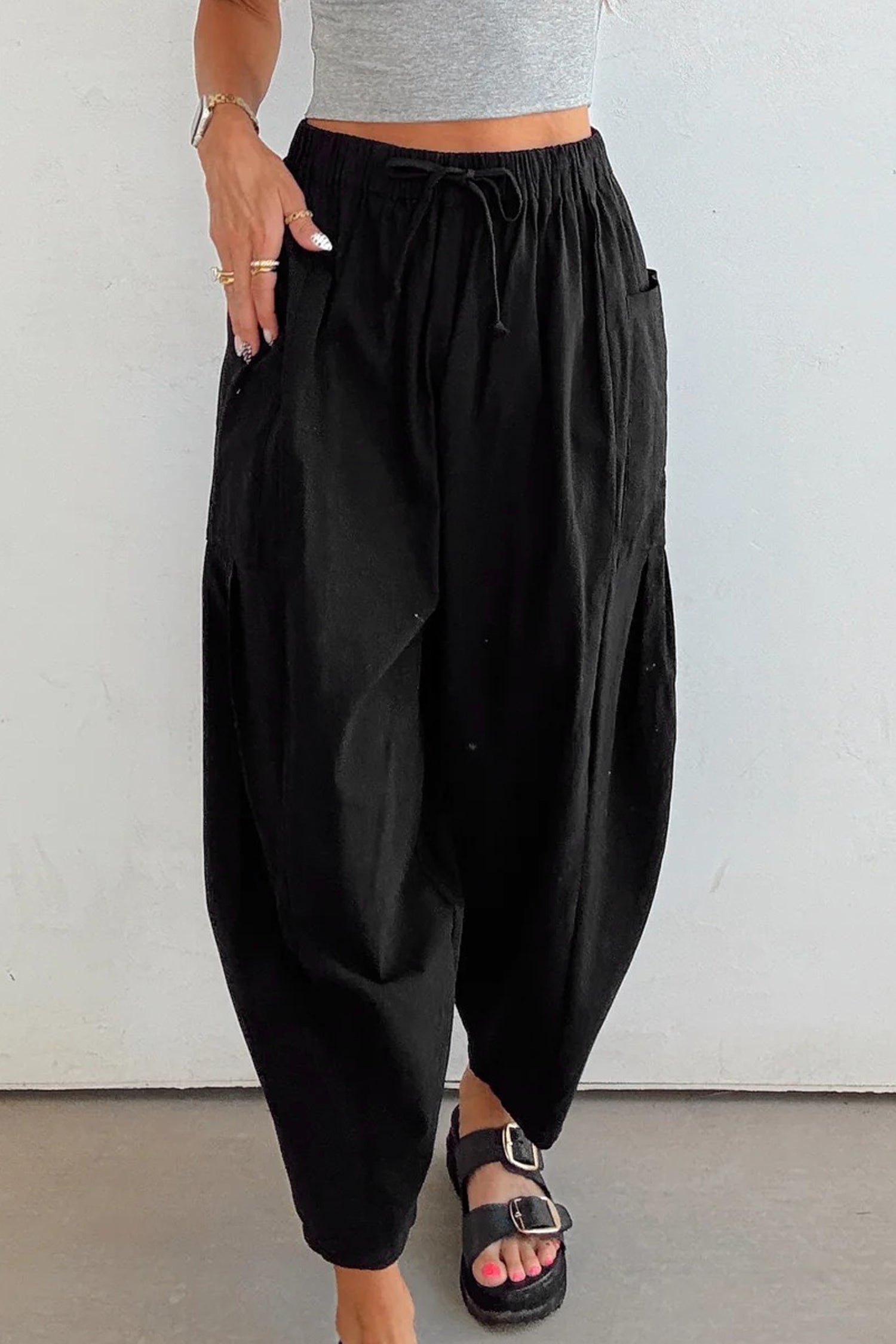 Black Drawstring Elastic Waist Patch Pocket Barrel Leg Casual Pants
